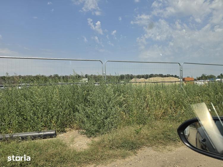 Teren de 460 mp, în Săbăreni