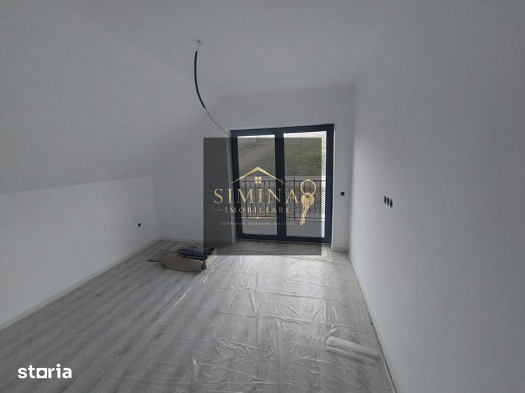 Casă cu 4 camere cu Teren 500 Mp în Păsăreni