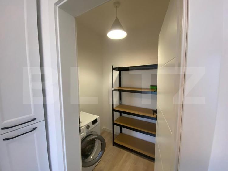 Apartament cu 2 camere semidecomandat, mobilat în Florești