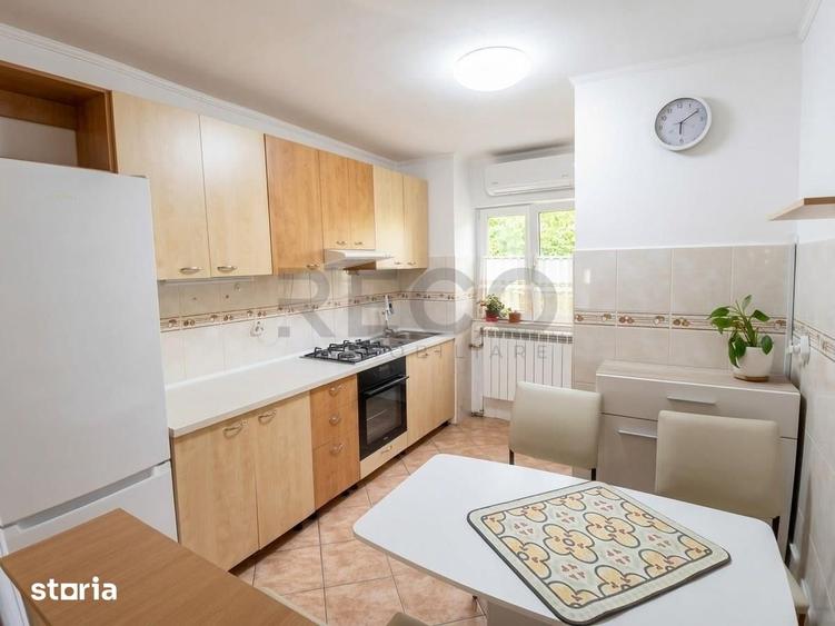 Apartament cu 3 camere decomandat în Central