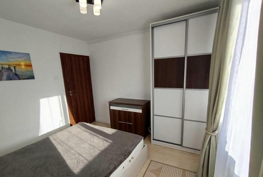 Apartament cu 2 camere decomandat, mobilat în Tei