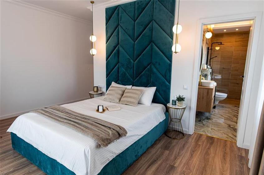 Duplex cu 4 camere cu Canalizare în Florești