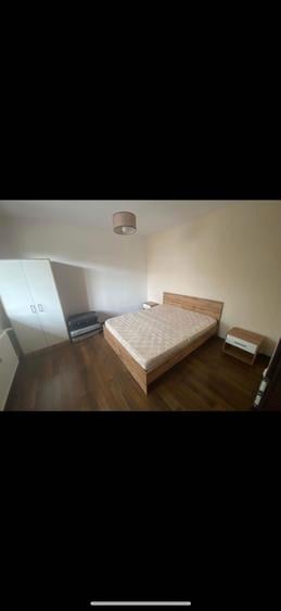 Apartament cu 2 camere semidecomandat în Podu Roș