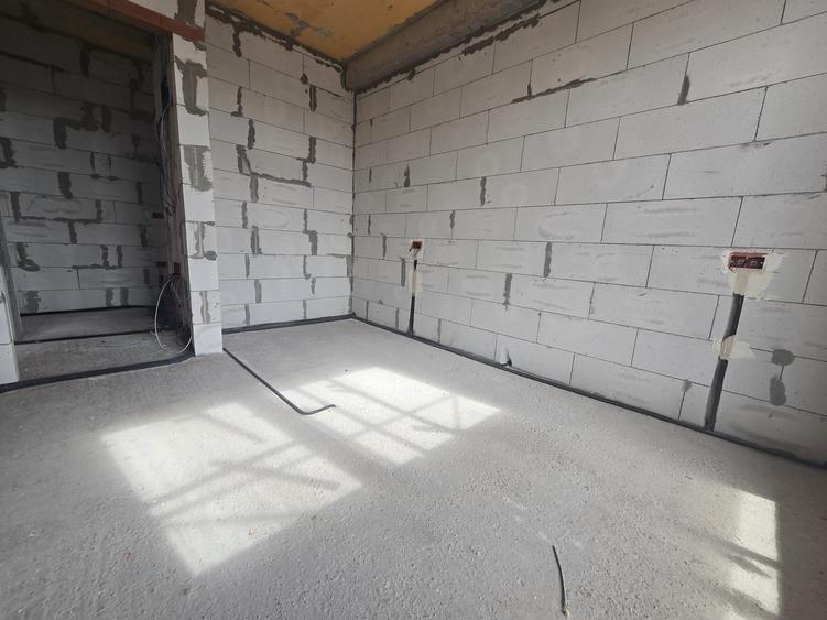 Apartament cu 3 camere decomandat în Popas Păcurari