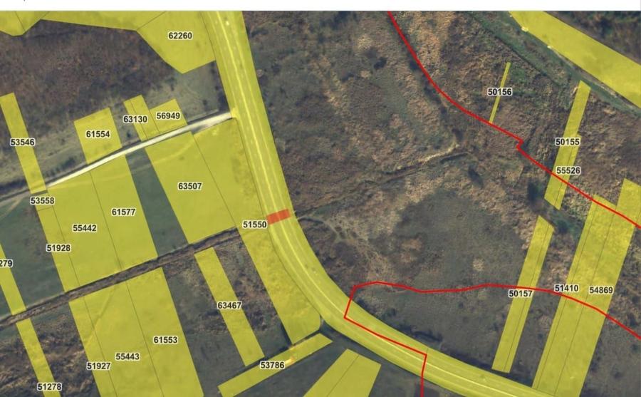 Teren Construcții extravilan de 5600 mp, în Vâlcele