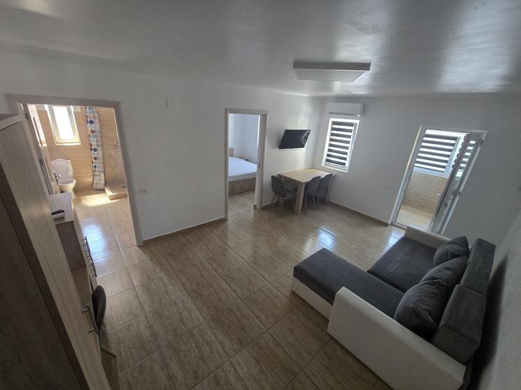 Apartament cu 2 camere decomandat în Radu Negru