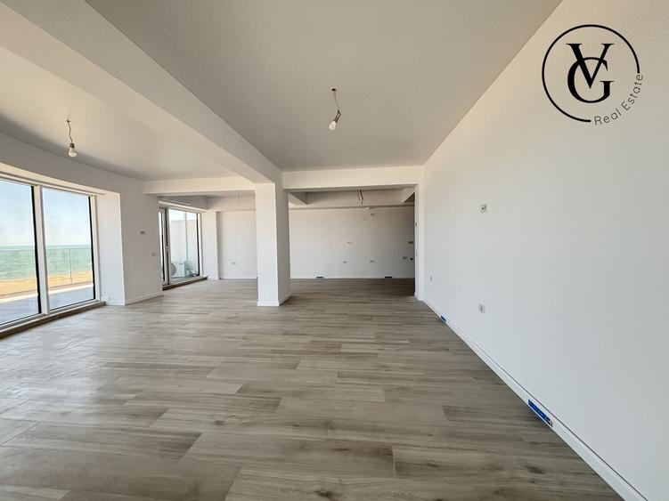 Apartament cu 3 camere semidecomandat în Mamaia-Sat