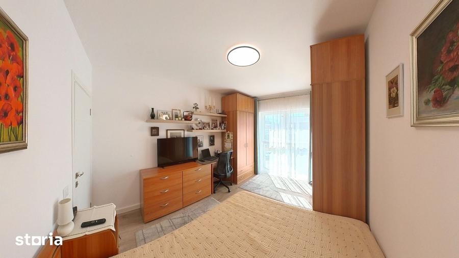 Apartament cu 3 camere în Tractorul