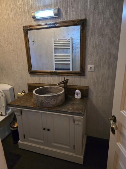 Apartament cu 2 camere nedecomandat în Ultracentral