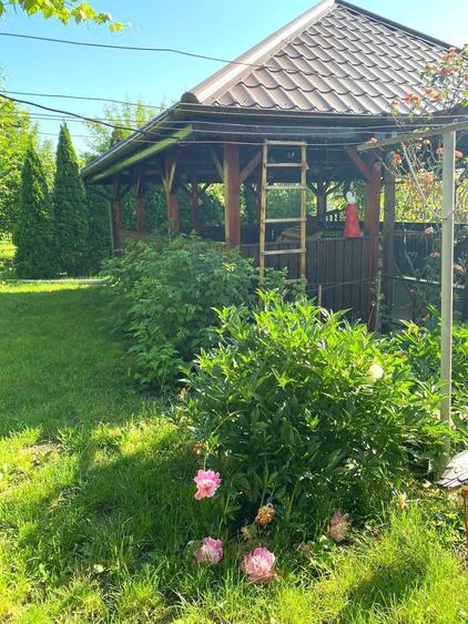 Casă cu 6 camere cu Teren 1600 Mp în Călugăreni