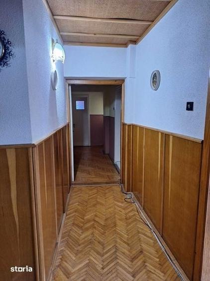 Apartament cu 4 camere în Central