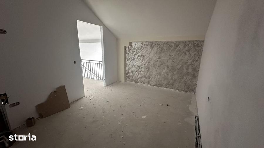 Apartament cu 3 camere decomandat în Tineretului