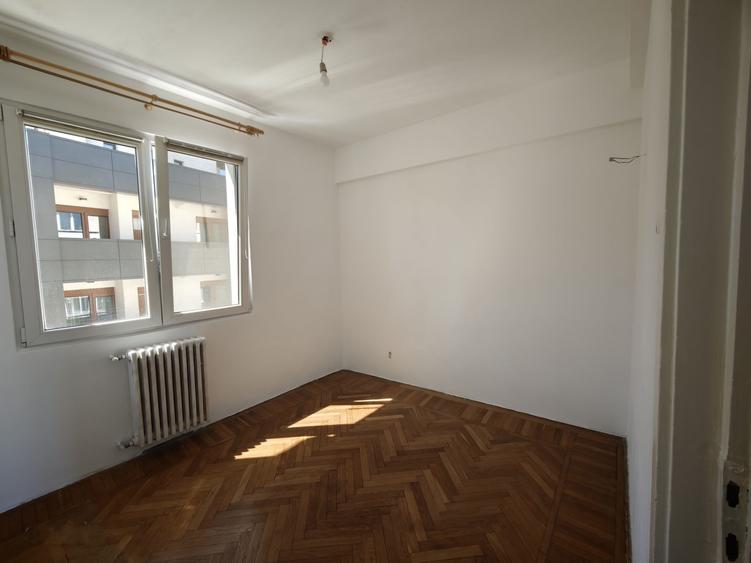 Apartament cu 3 camere, mobilat în Cișmigiu