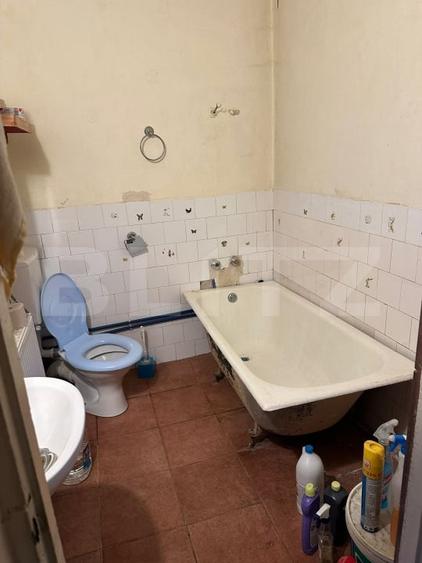 Casă individuală cu 2 camere cu Canalizare în Central