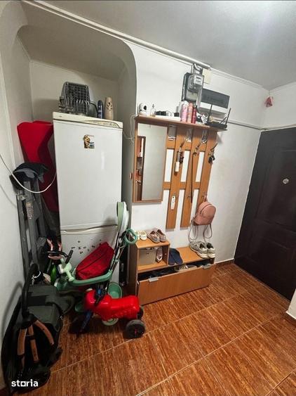 Apartament cu 3 camere decomandat în Rahova