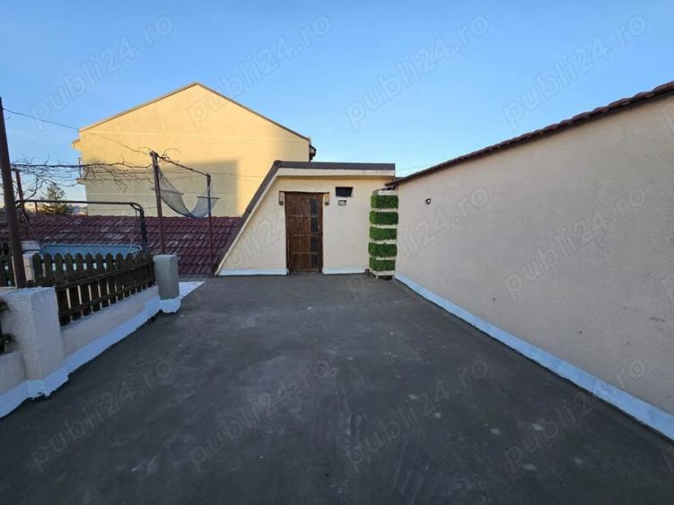 Casă cu 4 camere cu Teren 214 Mp în Central