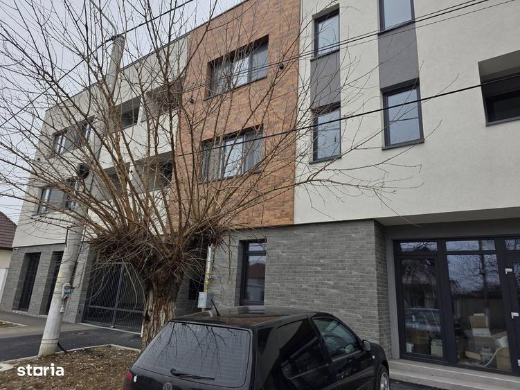 Spațiu comercial, de 160 mp, în Lotus