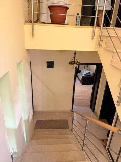 Casă cu 4 camere cu Teren 611 Mp în Titan