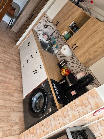 Apartament cu 2 camere decomandat în Tractorul