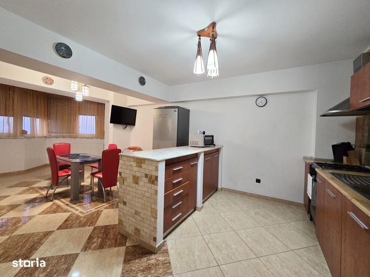 Apartament cu 3 camere în Faleză