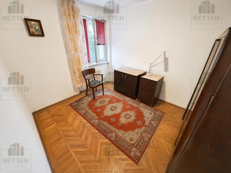 Apartament cu 3 camere semidecomandat în Titan