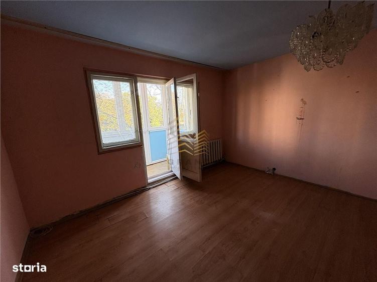 Apartament cu 2 camere semidecomandat în Central
