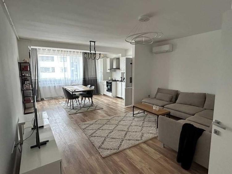 Apartament cu 2 camere decomandat în Central
