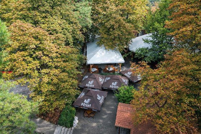 Spațiu comercial, de 800 mp, în Exterior Est