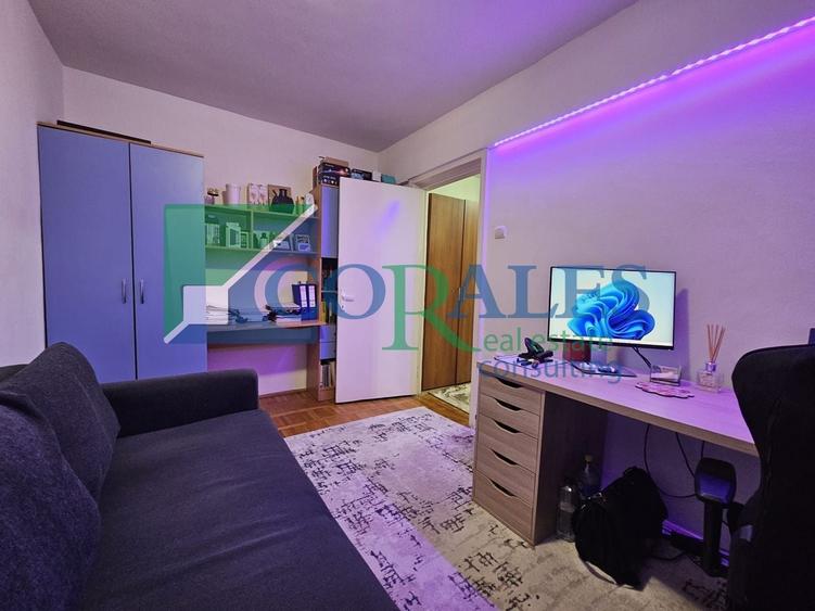 Apartament cu 3 camere decomandat, mobilat în Girocului