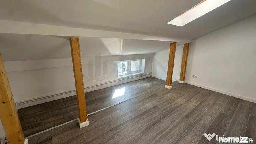 Apartament cu 4 camere decomandat în 1 Mai