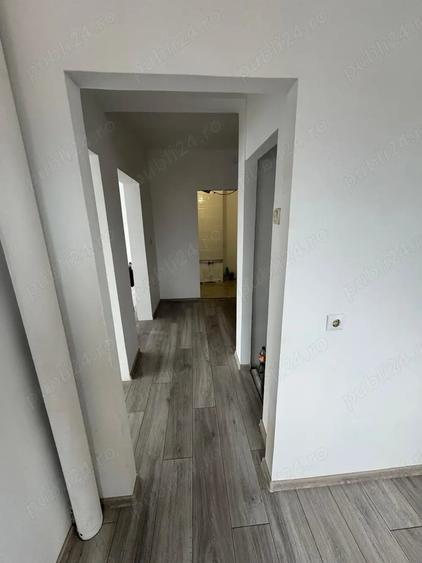 Apartament cu 2 camere decomandat în Orșova