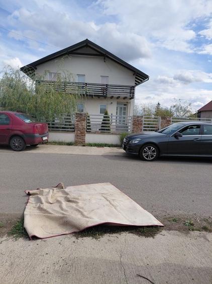 Casă cu 4 camere în Cioarga