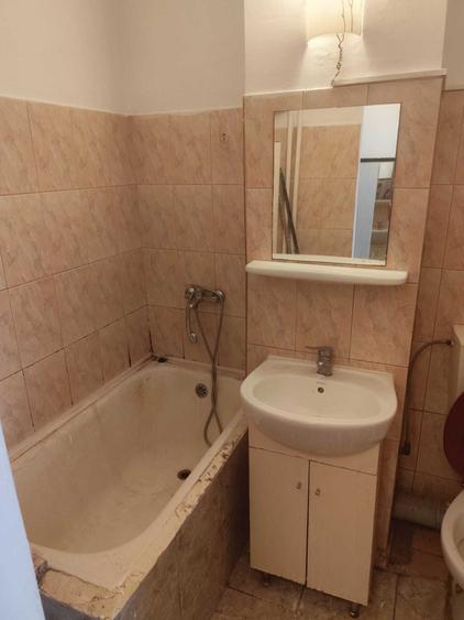 Apartament cu 2 camere nedecomandat în Șagului