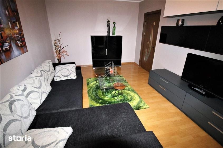 Apartament cu 3 camere decomandat în Bistrița Lac