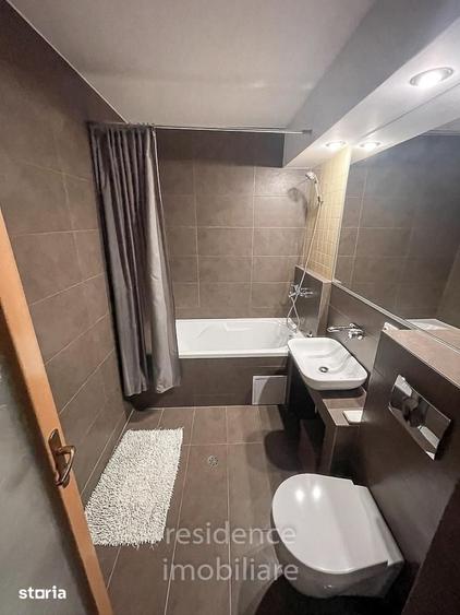 Apartament cu 3 camere semidecomandat în Andrei Mureșanu