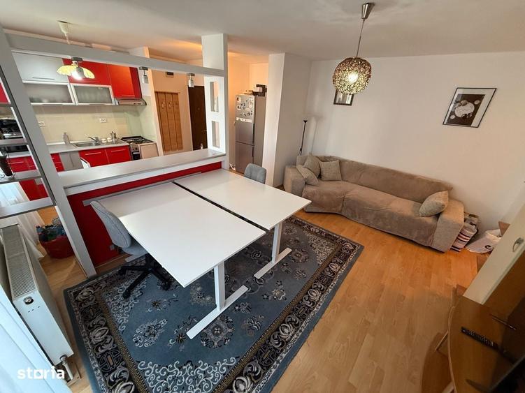 Apartament cu 2 camere semidecomandat în Central