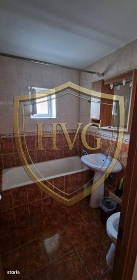 Apartament cu 3 camere semidecomandat, mobilat în Obor