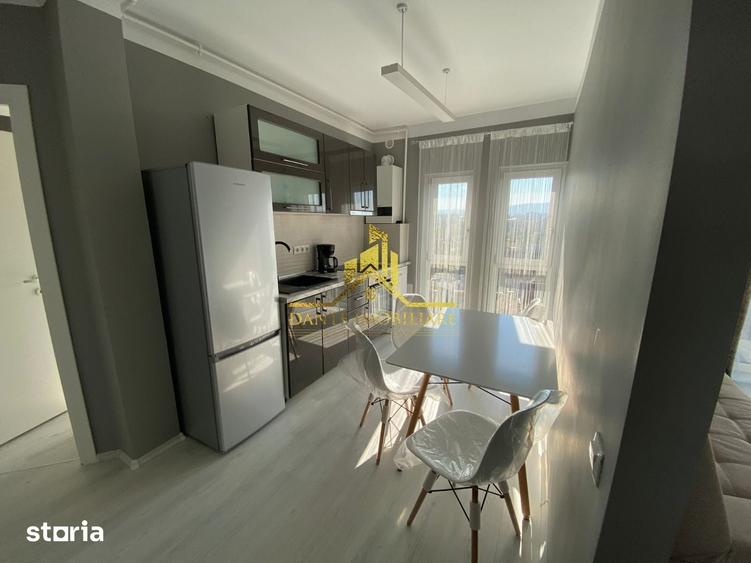 Apartament cu 3 camere semidecomandat în Bulgaria