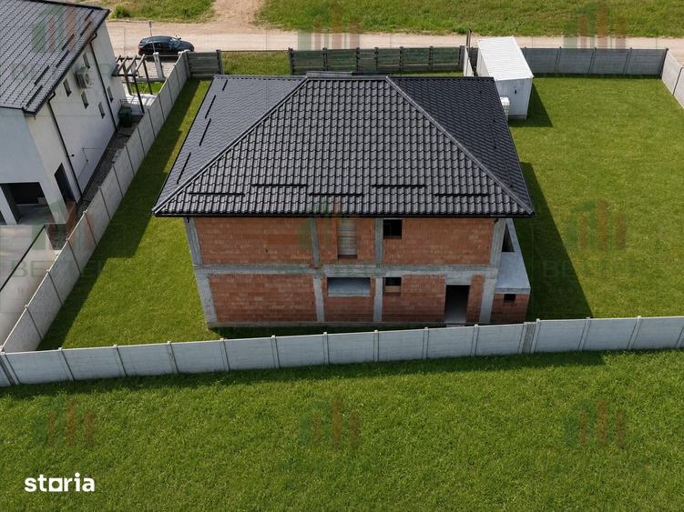 Casă cu 4 camere cu Teren 572 Mp în Cernica