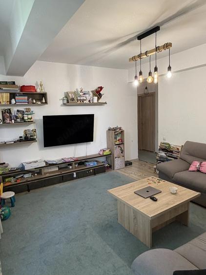 Apartament cu 3 camere decomandat în Bucureștii Noi