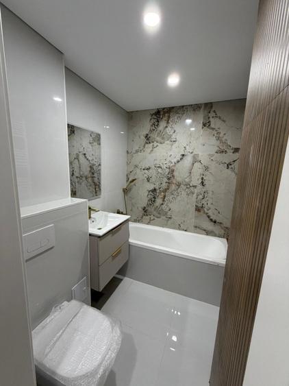 Apartament cu 3 camere semidecomandat în Drumul Taberei