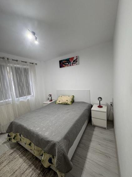 Apartament cu 2 camere semidecomandat în Exterior Vest