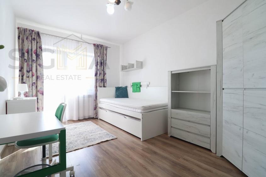 Duplex cu 6 camere cu Canalizare în Europa