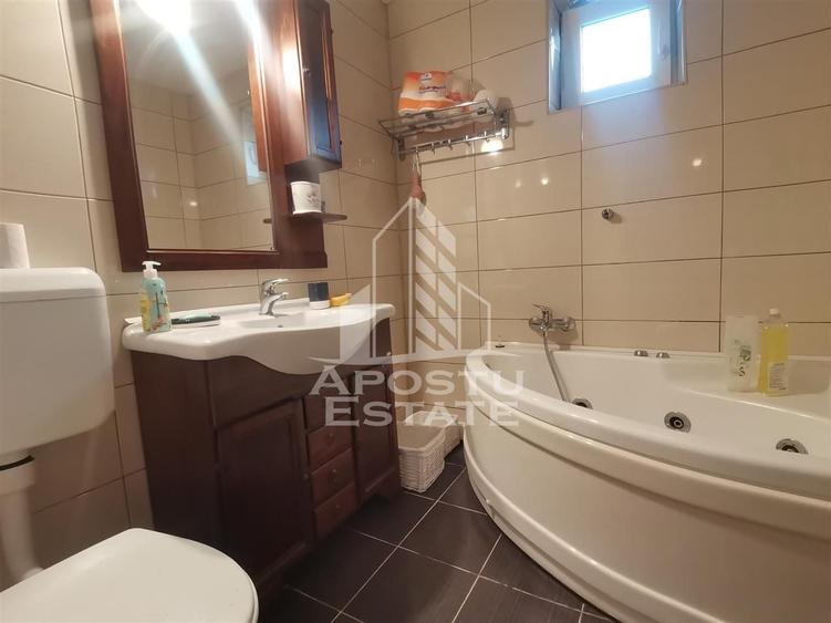Apartament cu 3 camere decomandat, mobilat în Complex Studențesc