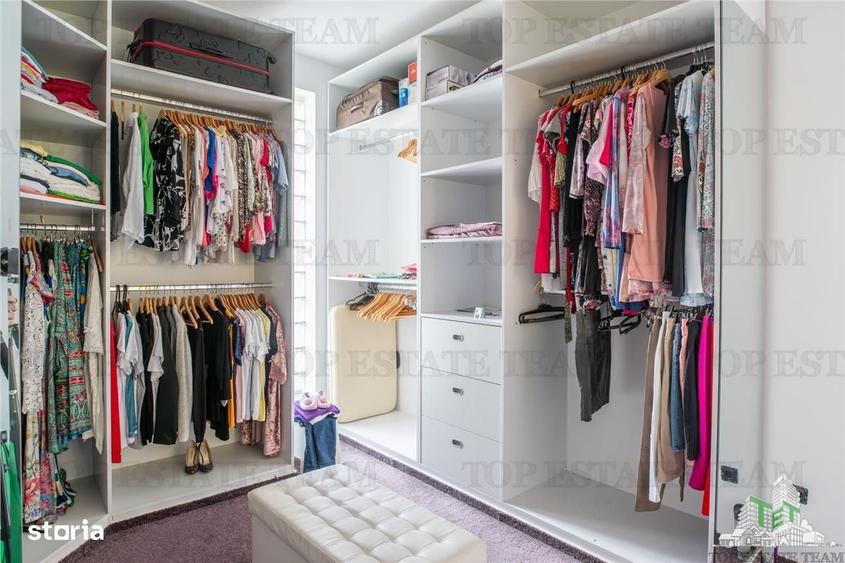 Casă cu 4 camere în Pasărea