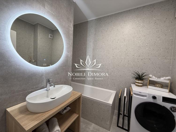Apartament cu 2 camere semidecomandat, mobilat în Central