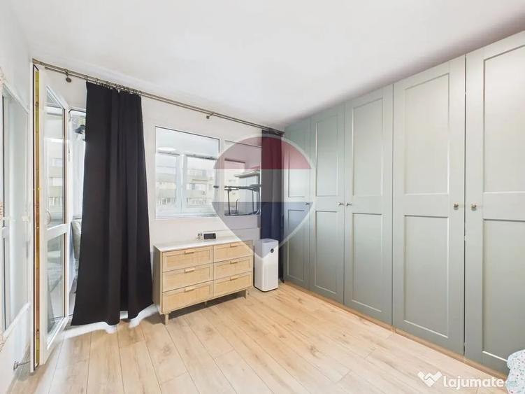 Apartament cu 3 camere semidecomandat în Drumul Taberei