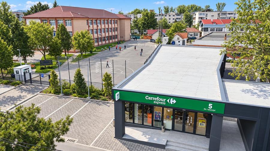 Spațiu comercial, de 326 mp, în Eminescu