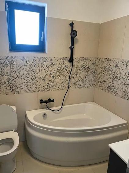 Casă individuală cu 4 camere cu Canalizare în Progresul