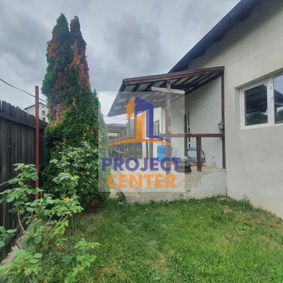 Casă cu Teren 300 Mp în Geamăna